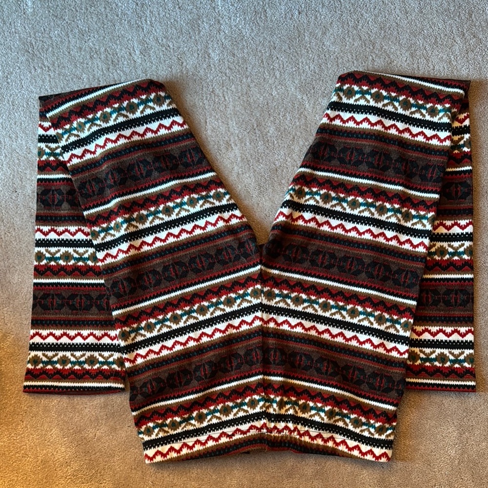 Patterned Knit Leggings - Picture 3 of 5